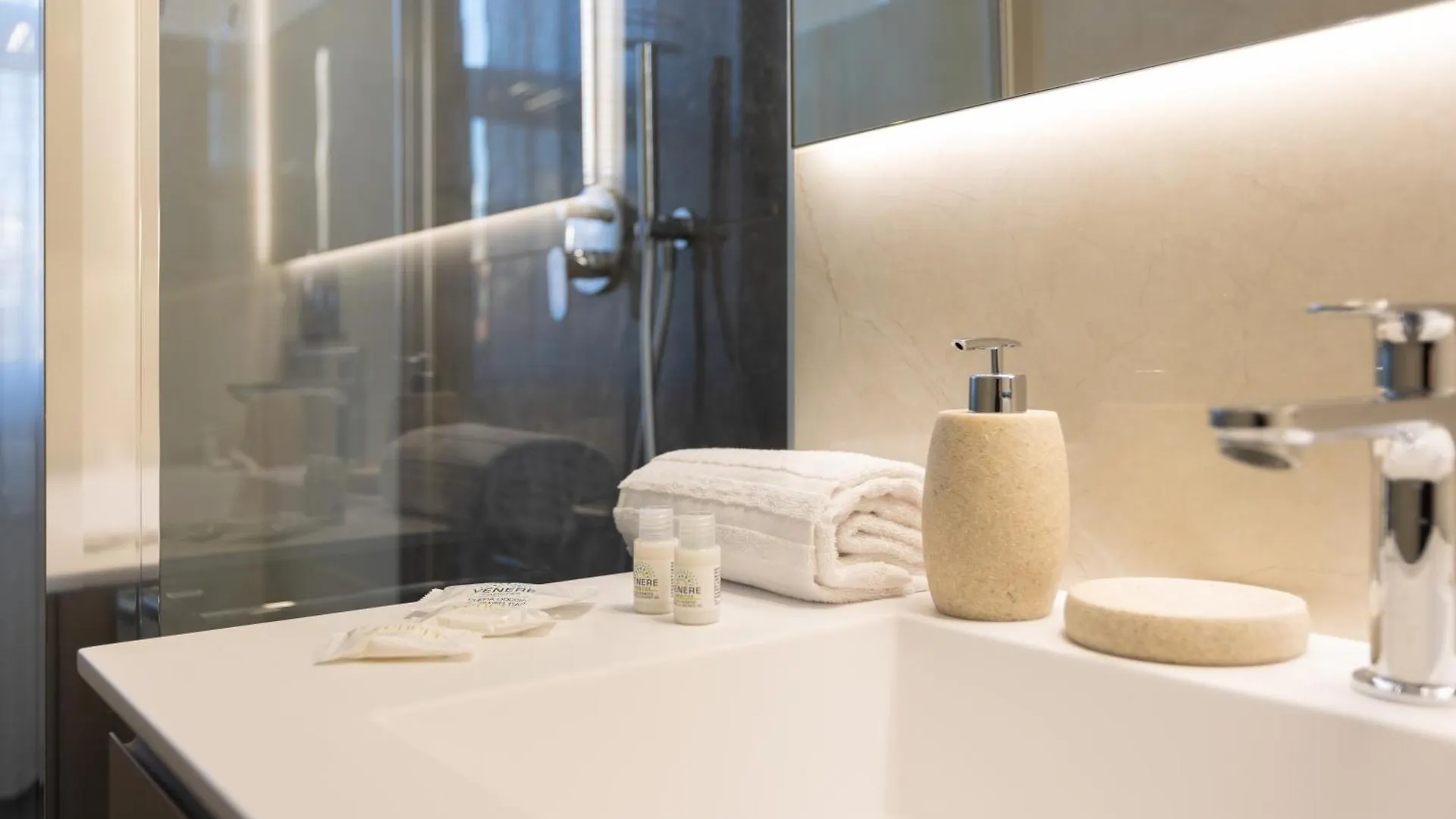 Appartement Nuovissimo Ed Elegante Appartamento, 5 Minuti A Piedi Dalla Stazione Centrale Milan Italie
